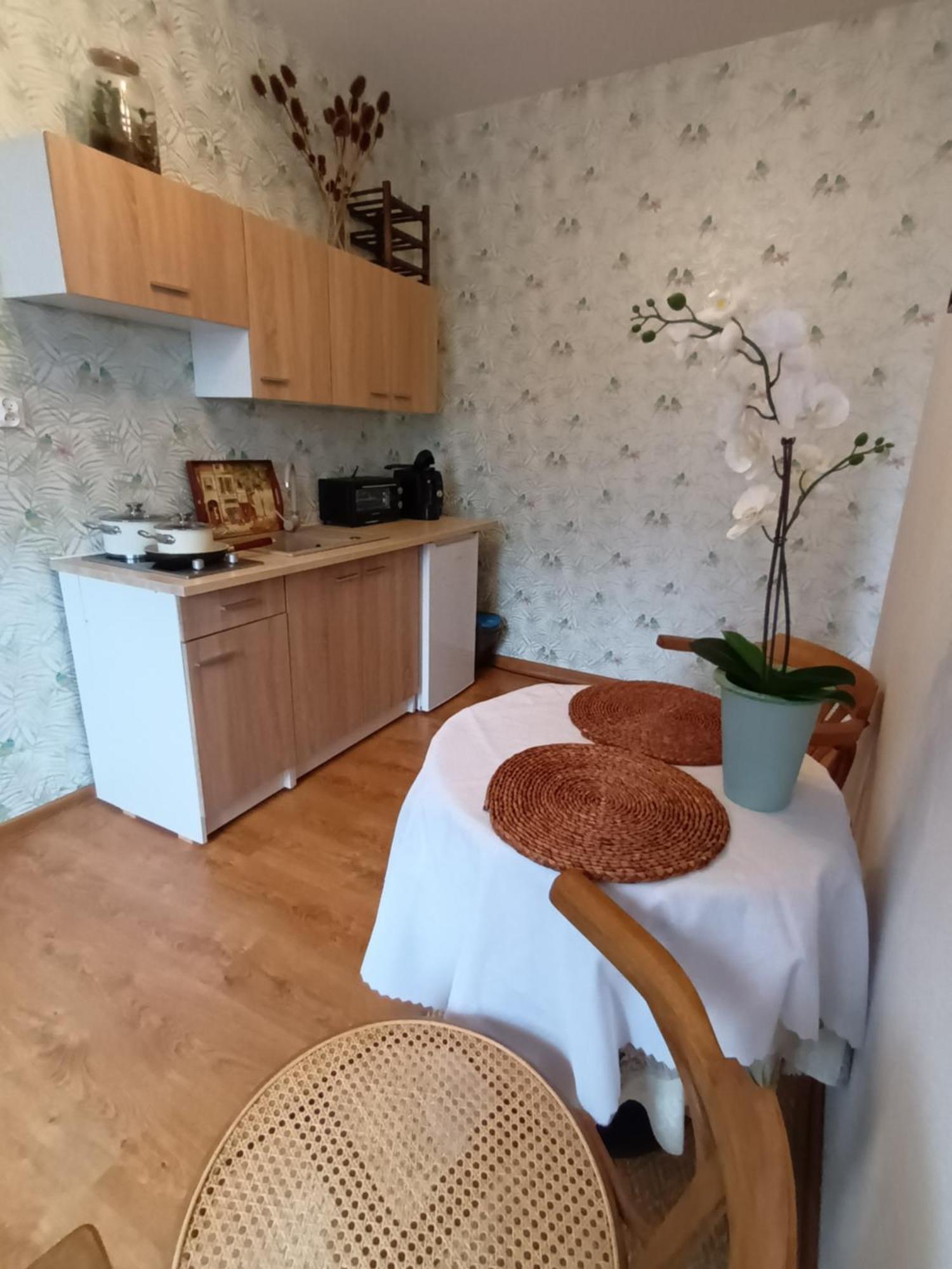 Studio In Kretomino كوزتسالين الغرفة الصورة